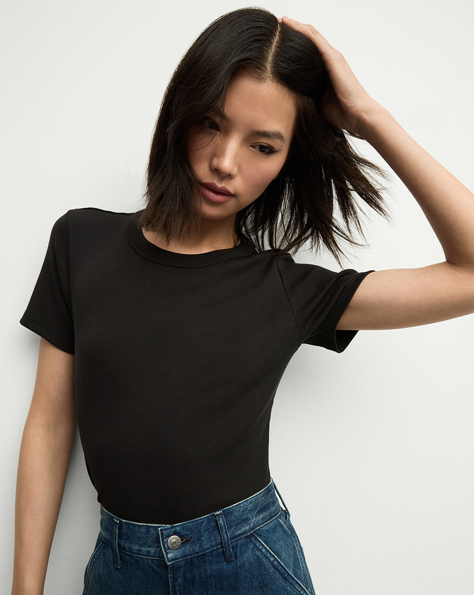 Short Sleeve Cotton Bodysuit with Snap Closures | Pruitt