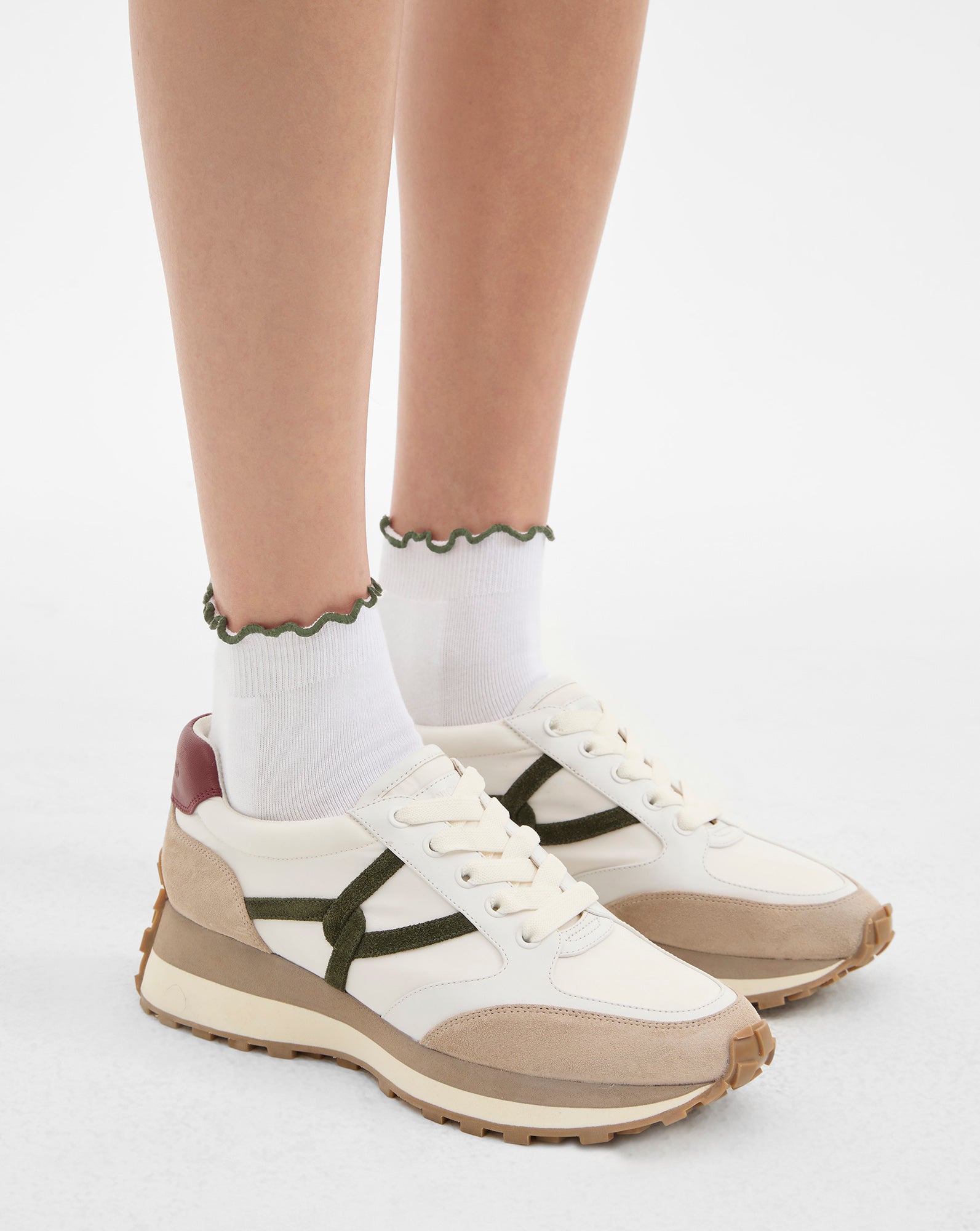 Valentina Leather Sneakers with Cushioned Midsole & Suede Details | Comfortable & Stylish