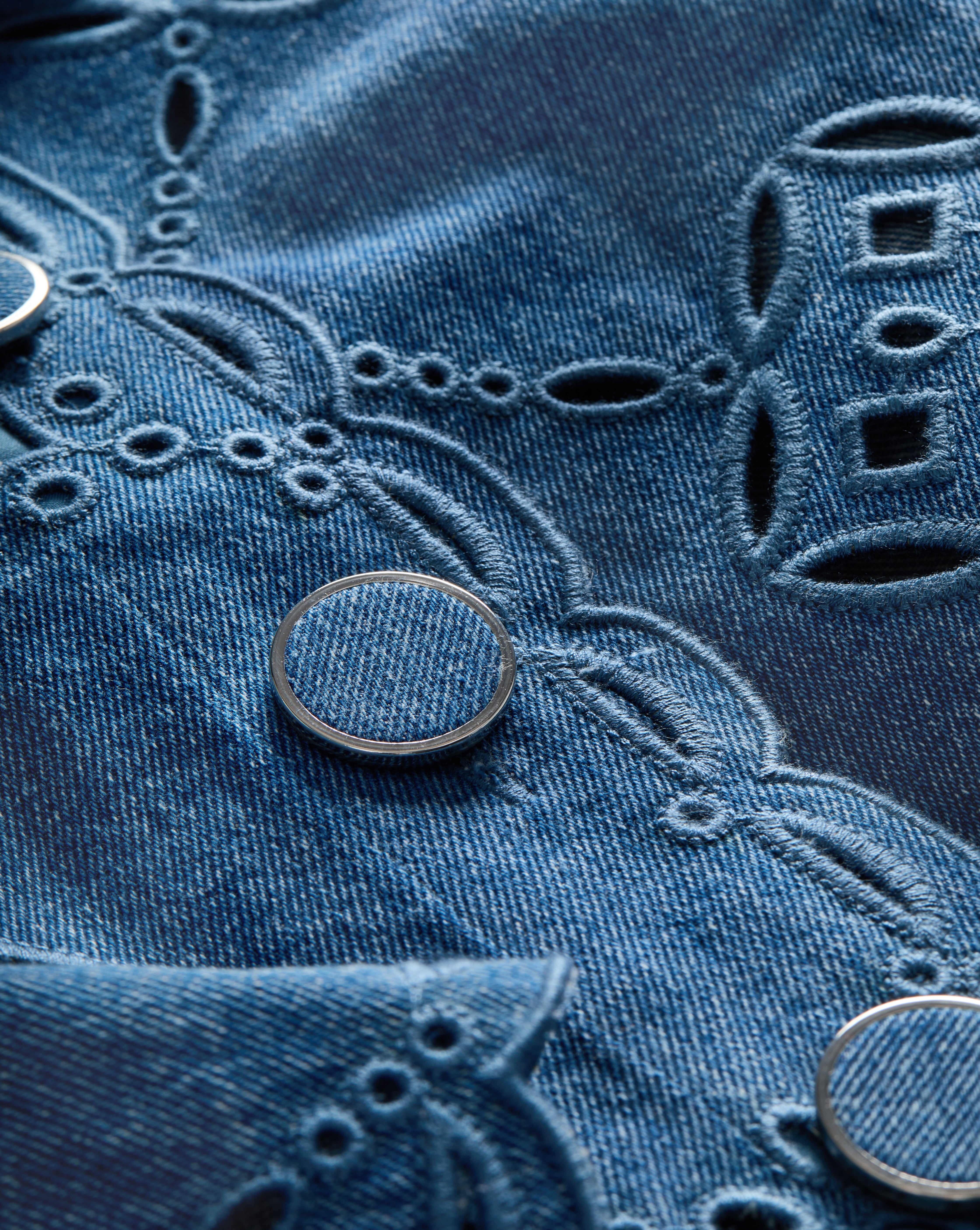 White Cotton Eyelet Jacket with Scalloped Edges | Adelaide