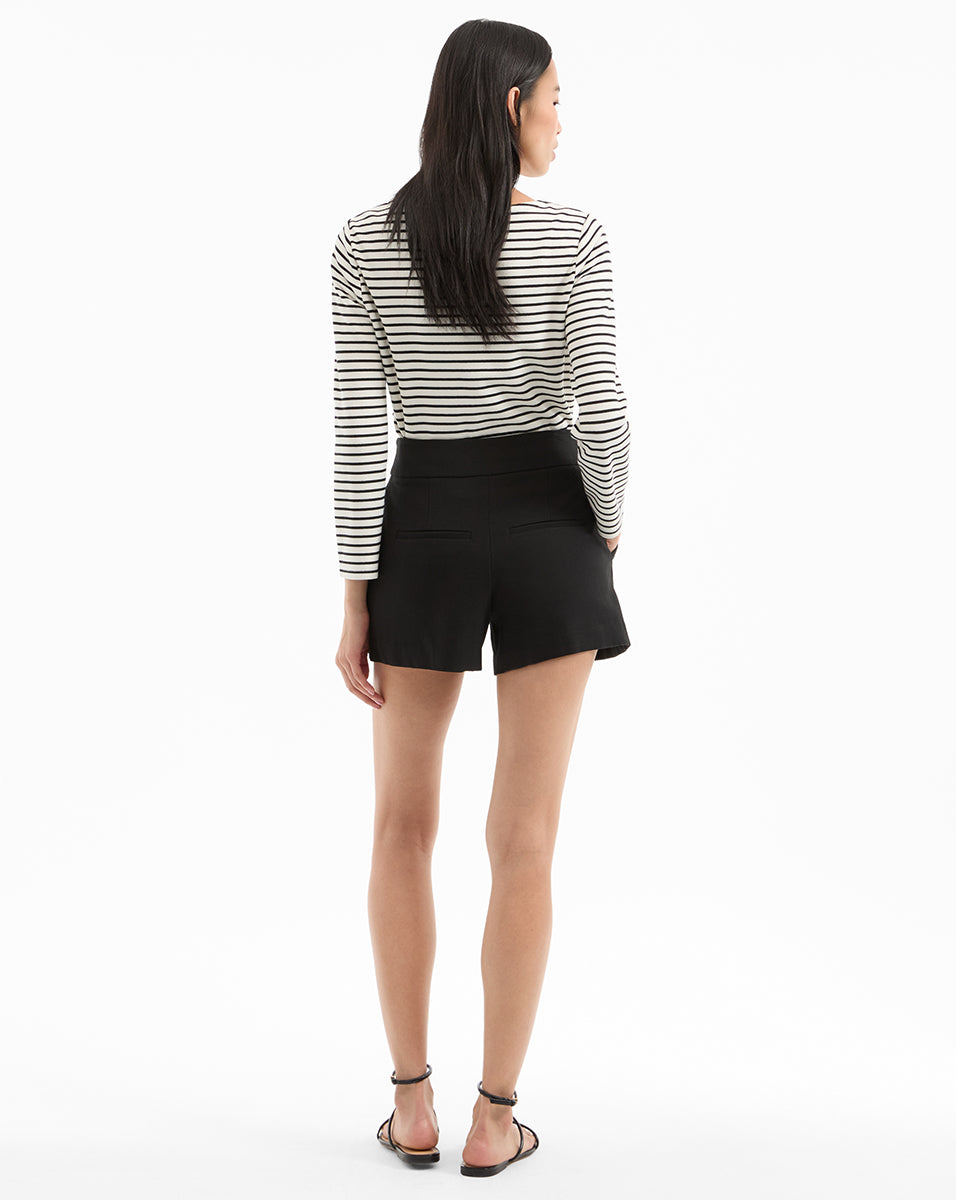 Pleated High-Waist Shorts with Side Pockets | Devina