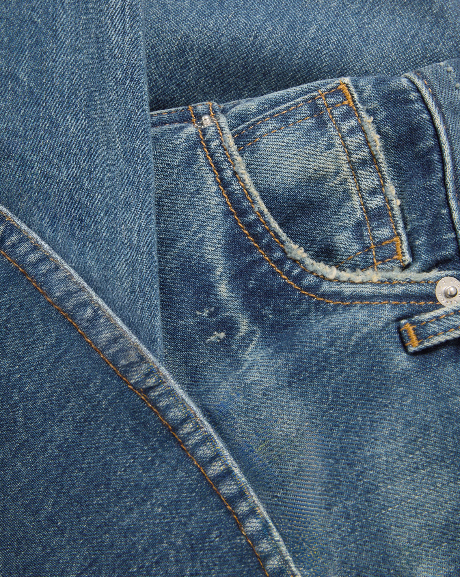 Mid Rise Wide-Leg Jeans in Soft Dream Denim | Kasey