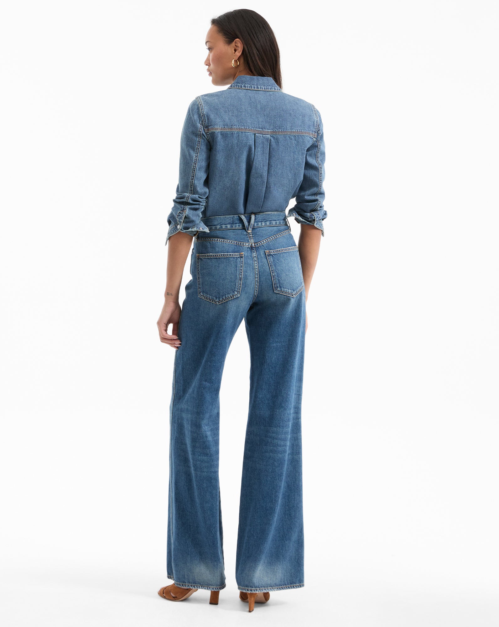 Mid Rise Wide-Leg Jeans in Soft Dream Denim | Kasey
