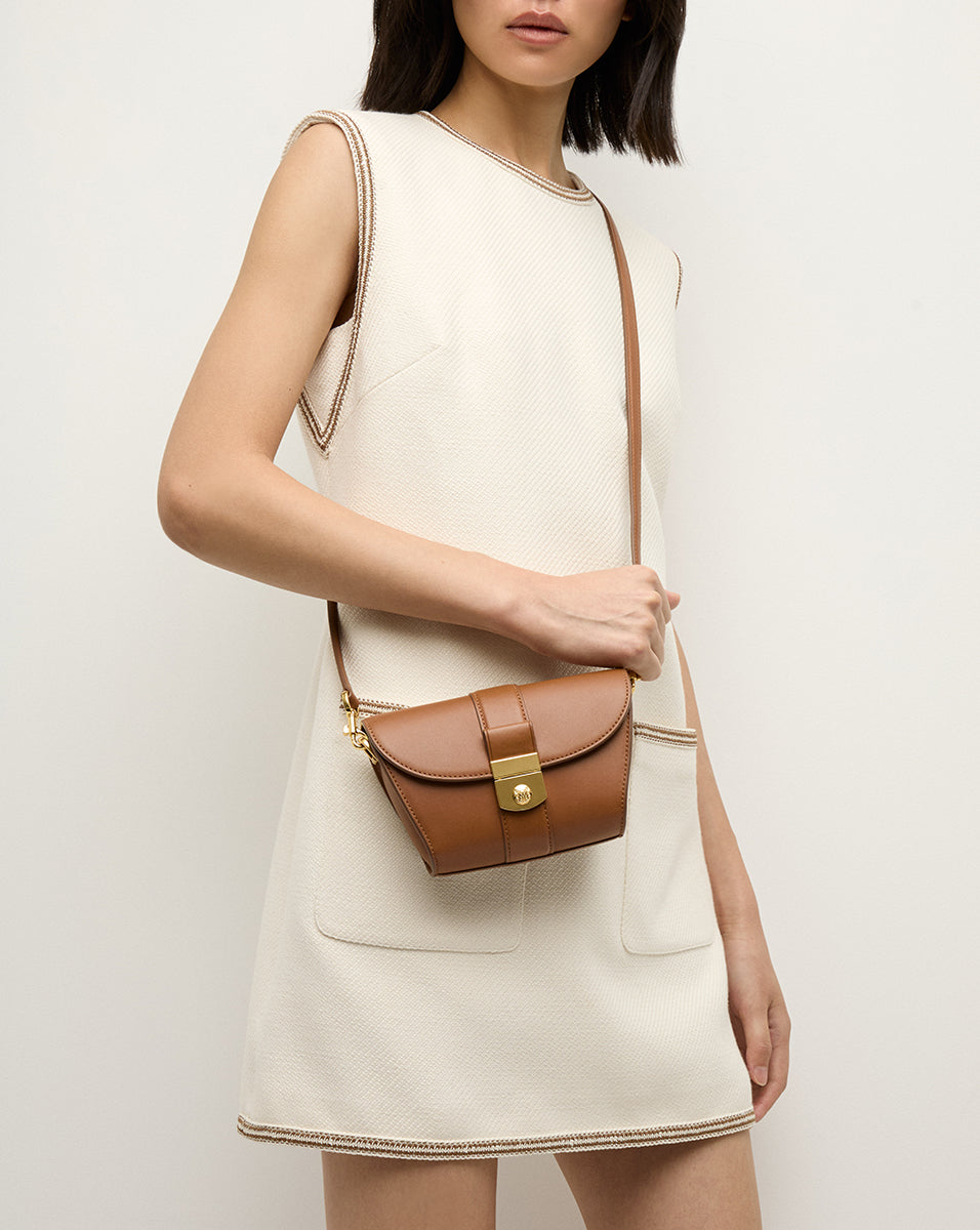 Leather Shoulder Bag with Crest Lock Closure | Small Crest Lock Trap